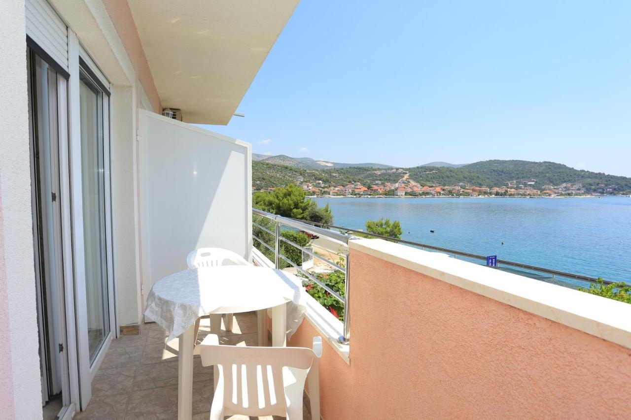 Apartments By The Sea Poljica, Trogir - 19316 Marina Εξωτερικό φωτογραφία