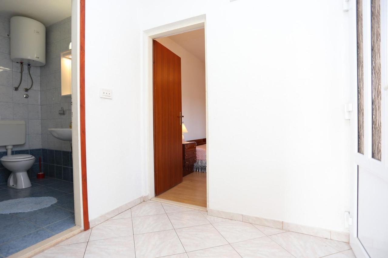 Apartments By The Sea Poljica, Trogir - 19316 Marina Εξωτερικό φωτογραφία