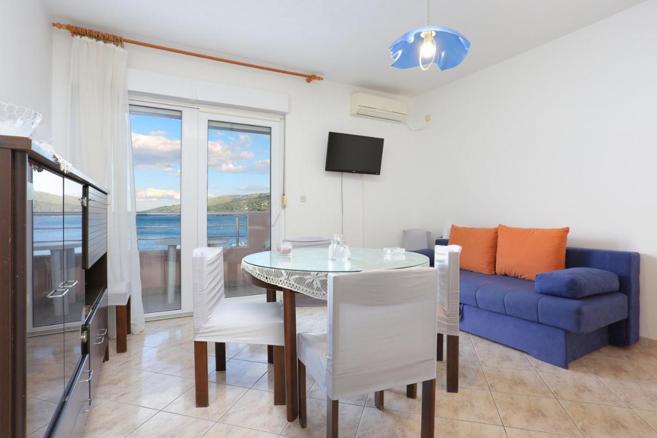 Apartments By The Sea Poljica, Trogir - 19316 Marina Εξωτερικό φωτογραφία